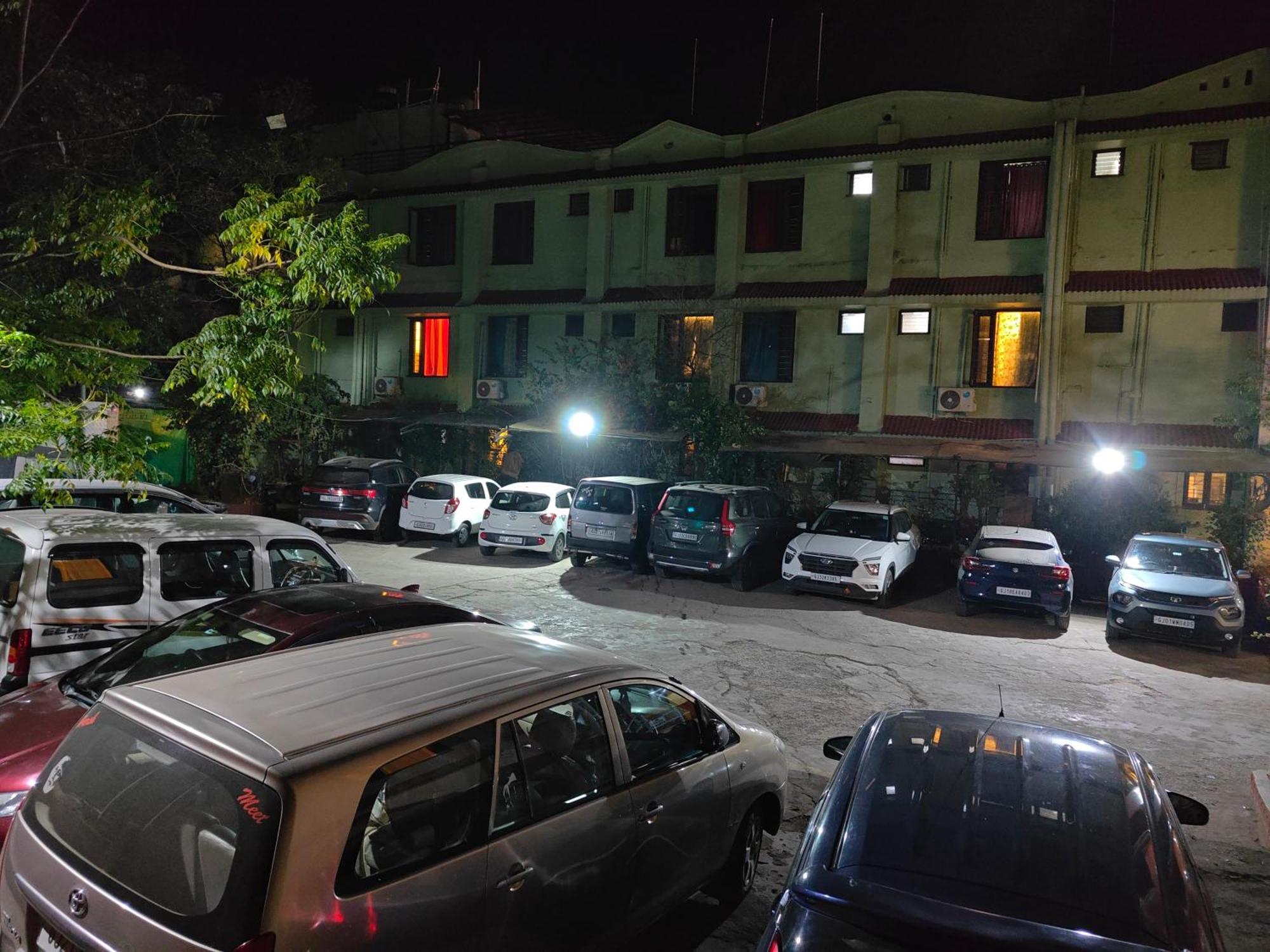 Hotel Saraswati Mount Abu Eksteriør bilde