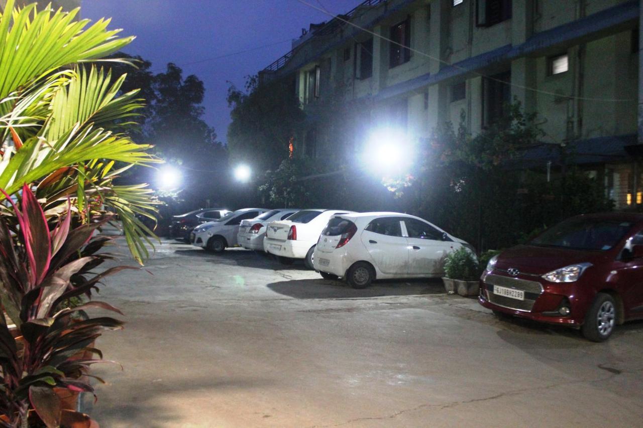 Hotel Saraswati Mount Abu Eksteriør bilde